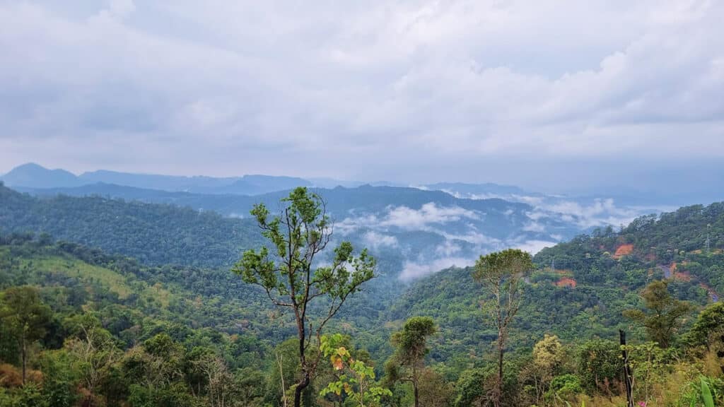 Doi Kiew Lom Viewpoint