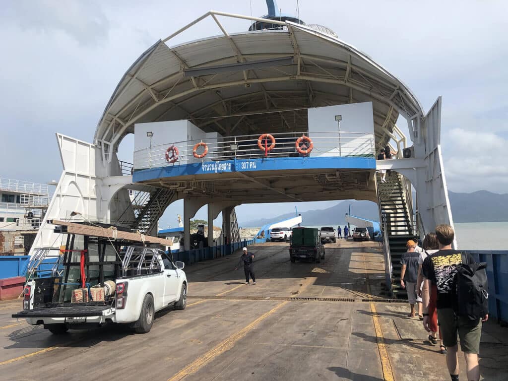ferry from trat to koh chang