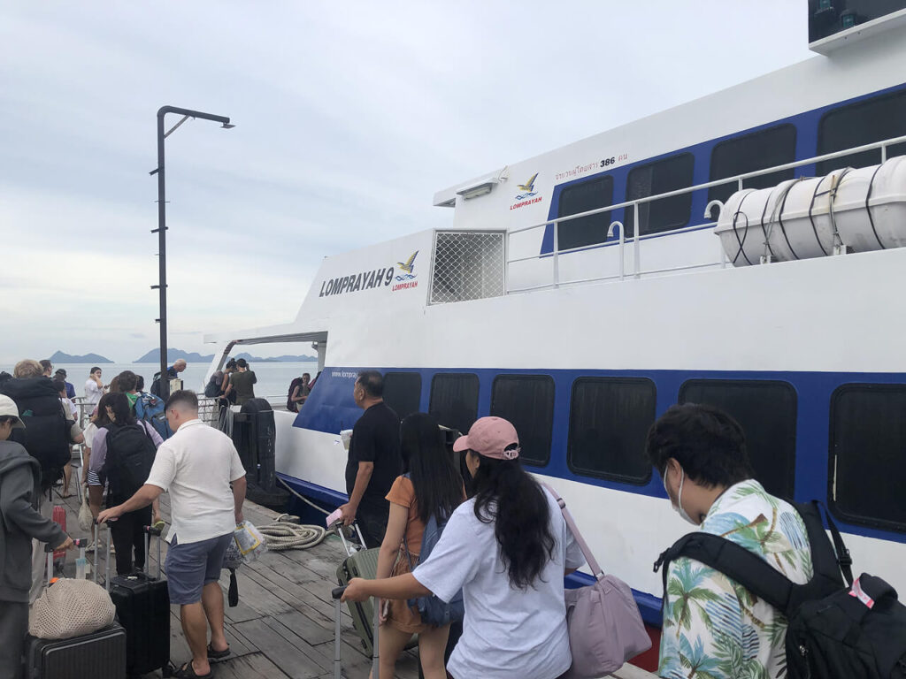 Lomprayah boat from bangkok to koh tao