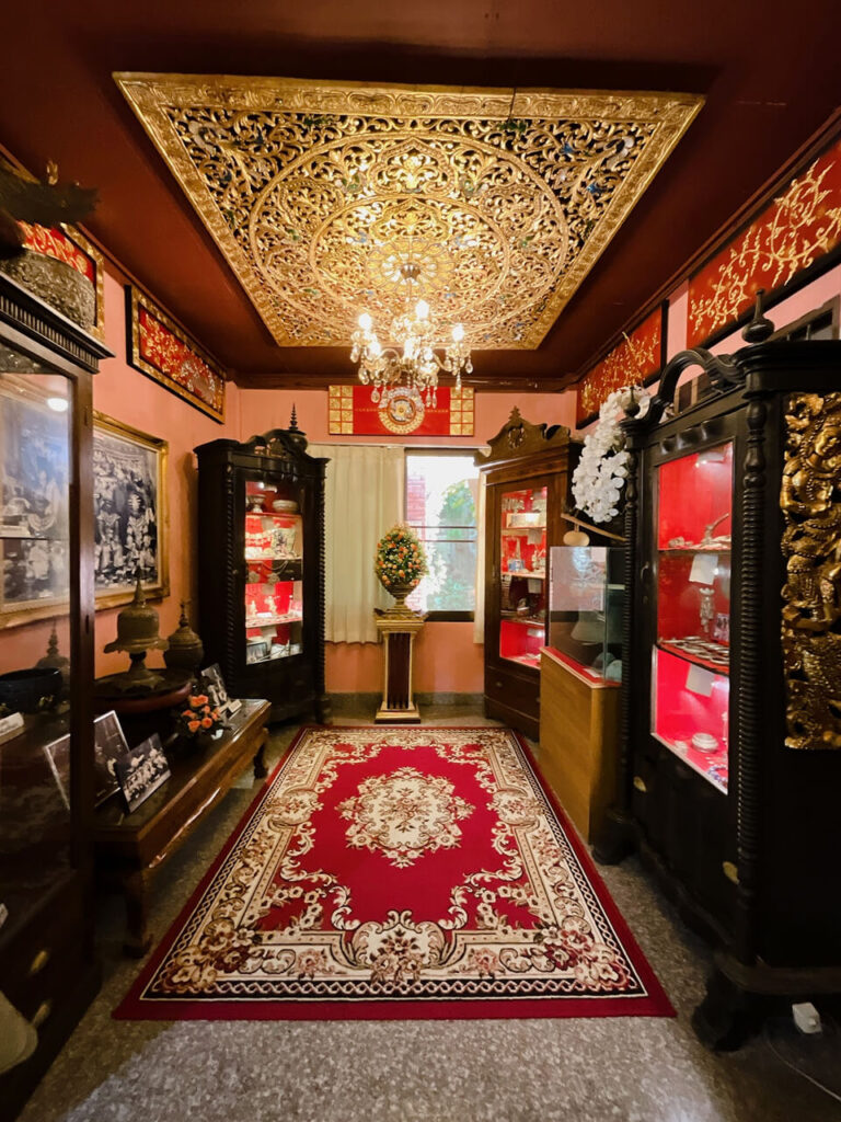 Oub Kham Museum