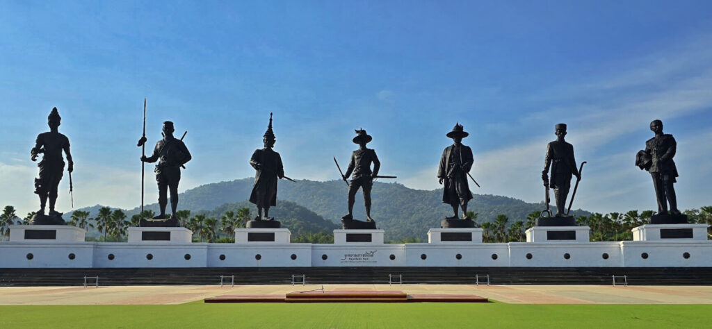 Rajabhakti Park (Monument to the Seven Thai Kings)