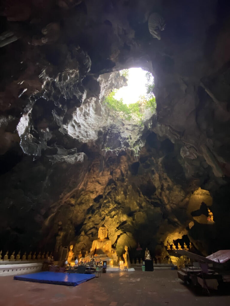 Tham Khao Luang Cave Temple