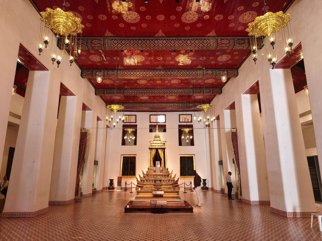 The State Hall in the Phra Wiman building