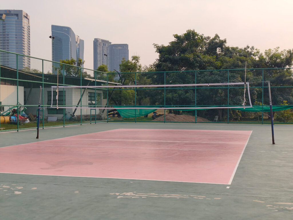 Volleyball court at Rot Fai Park