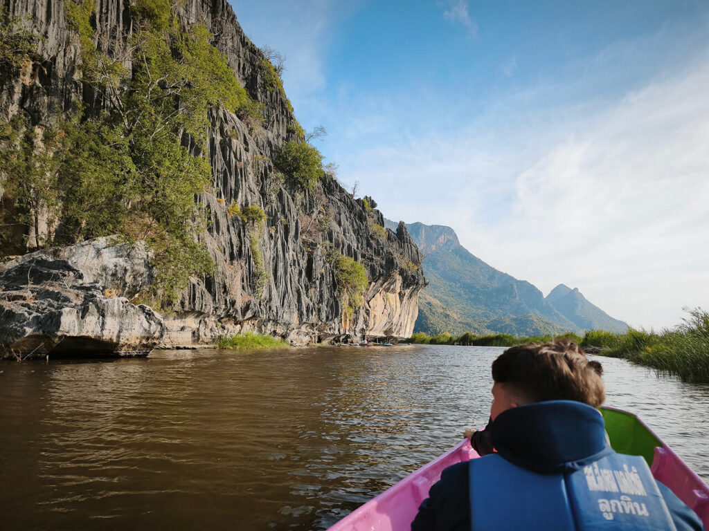 Boat trip to kissing cave in Khao Sam Roi Yot National Park