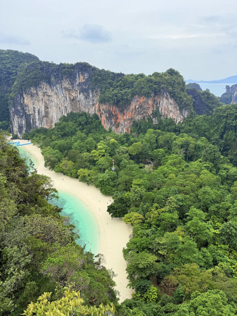 Hong Island beach