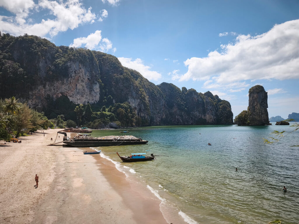 Pai Plong Beach