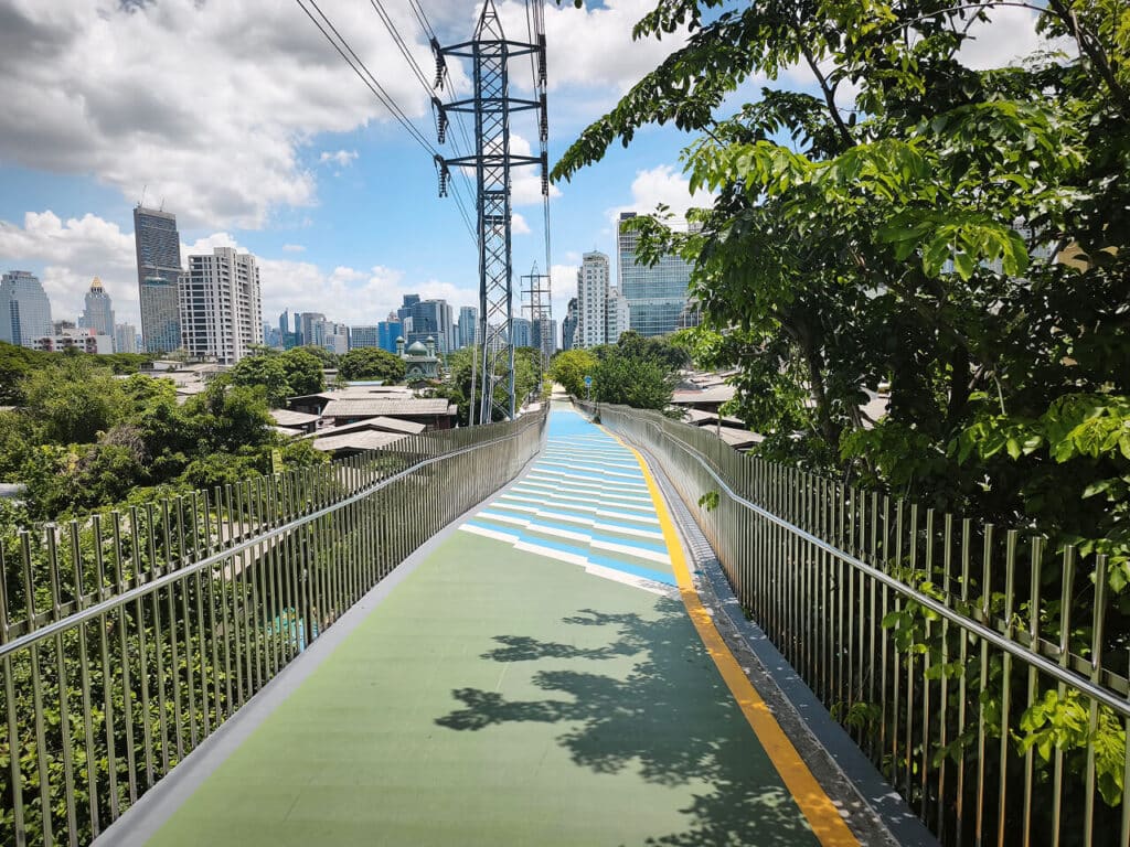 Benchakitti-Lumpini Park, Treetop Walk Bridge