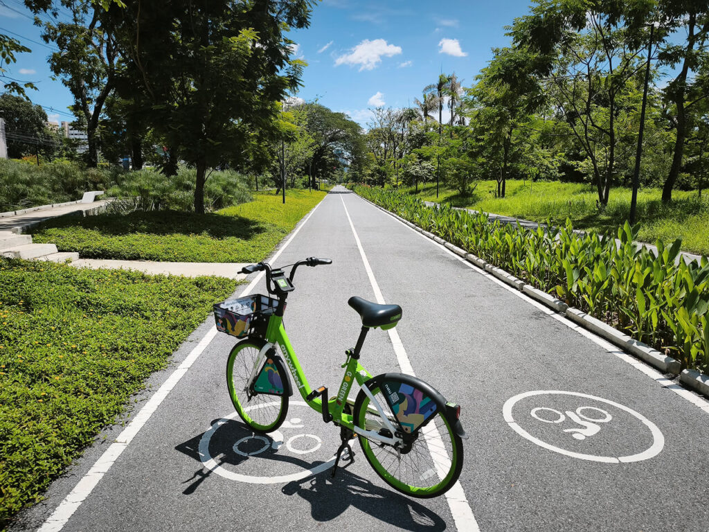 Cycling track at Benchakitti park