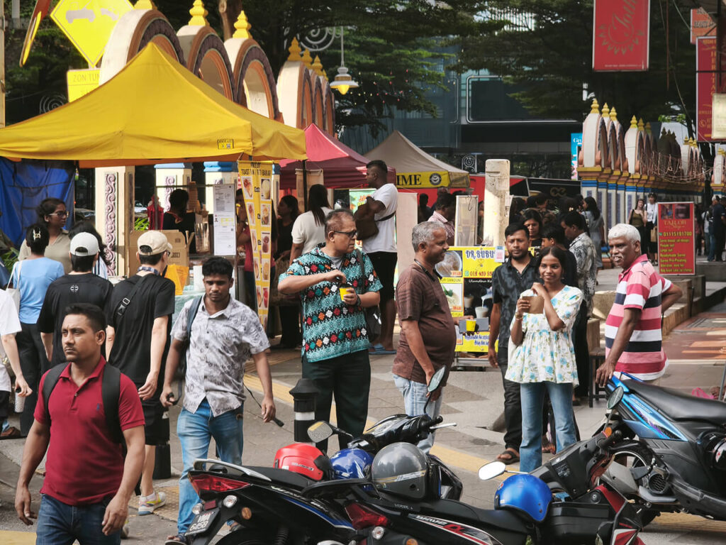 Little India (Brickfields), lots of indian people