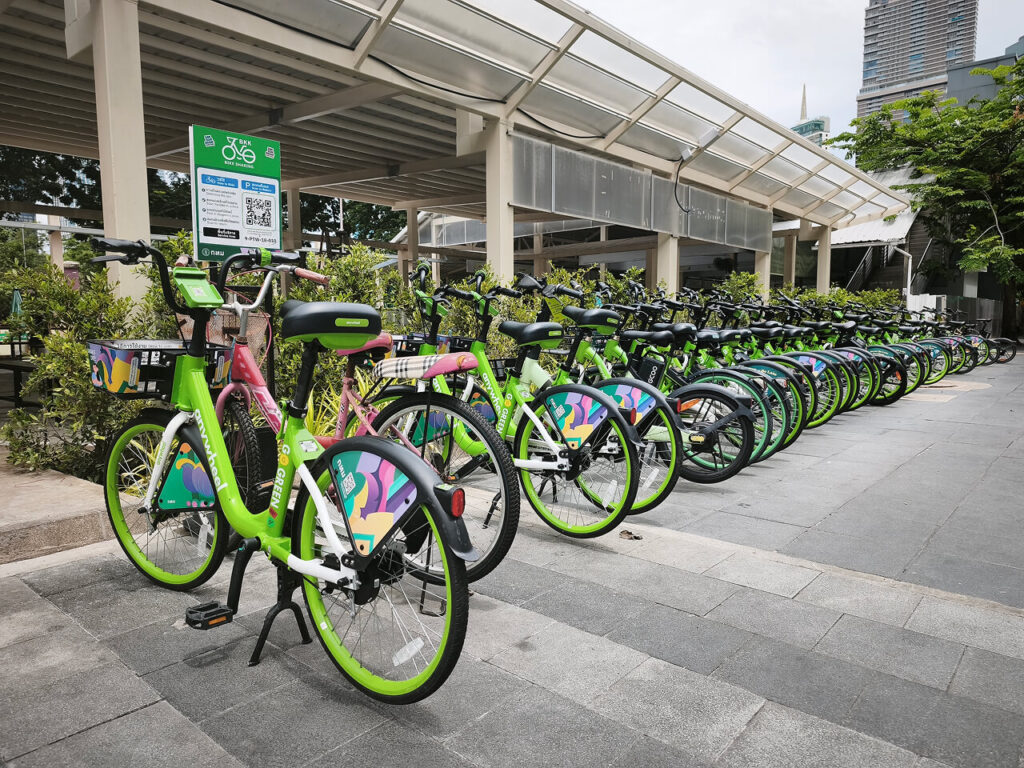 Bicycle rent near Lumphini Park